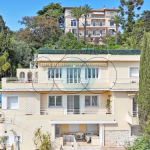 APPARTEMENT T3/T4 APERCU VUE MER AVEC JARDIN PRIVATIF
