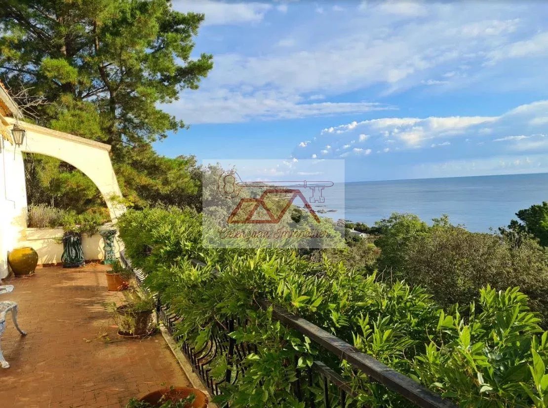 f076f8a43dafb197010cbcb2ab67c231_503e284be5_1110-original