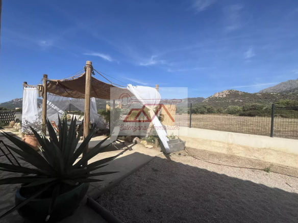 Villa moderne T4 dans le centre du village