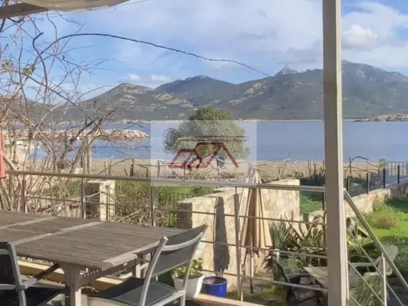 Une maison de rêve de type 5, avec la plage au bout du jardin !
