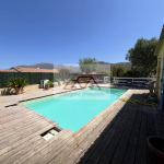 Calenzana – Charmante villa T5 avec dépendances, piscine et forage.