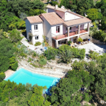 Villa d’Exception aux Issambres   Vue Mer Panoramique