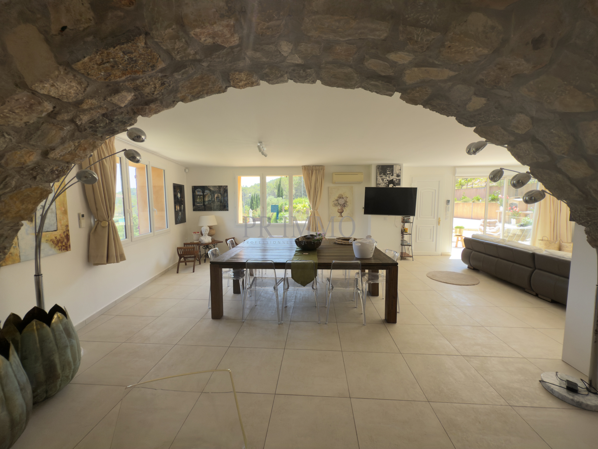 photo_9ce9ba06cbbb09433eb7e042b9d2e2f0