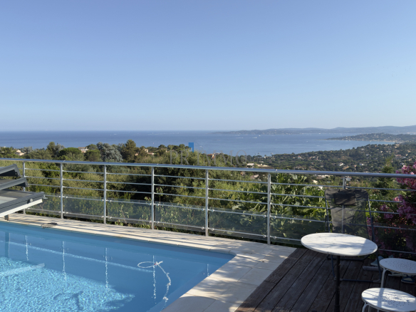 Maison Vue Mer Les Issambres