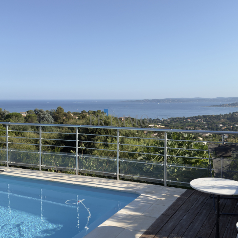 EXCLUSIF – Villa sur le toit : 105m2 de luxe et terrasse de