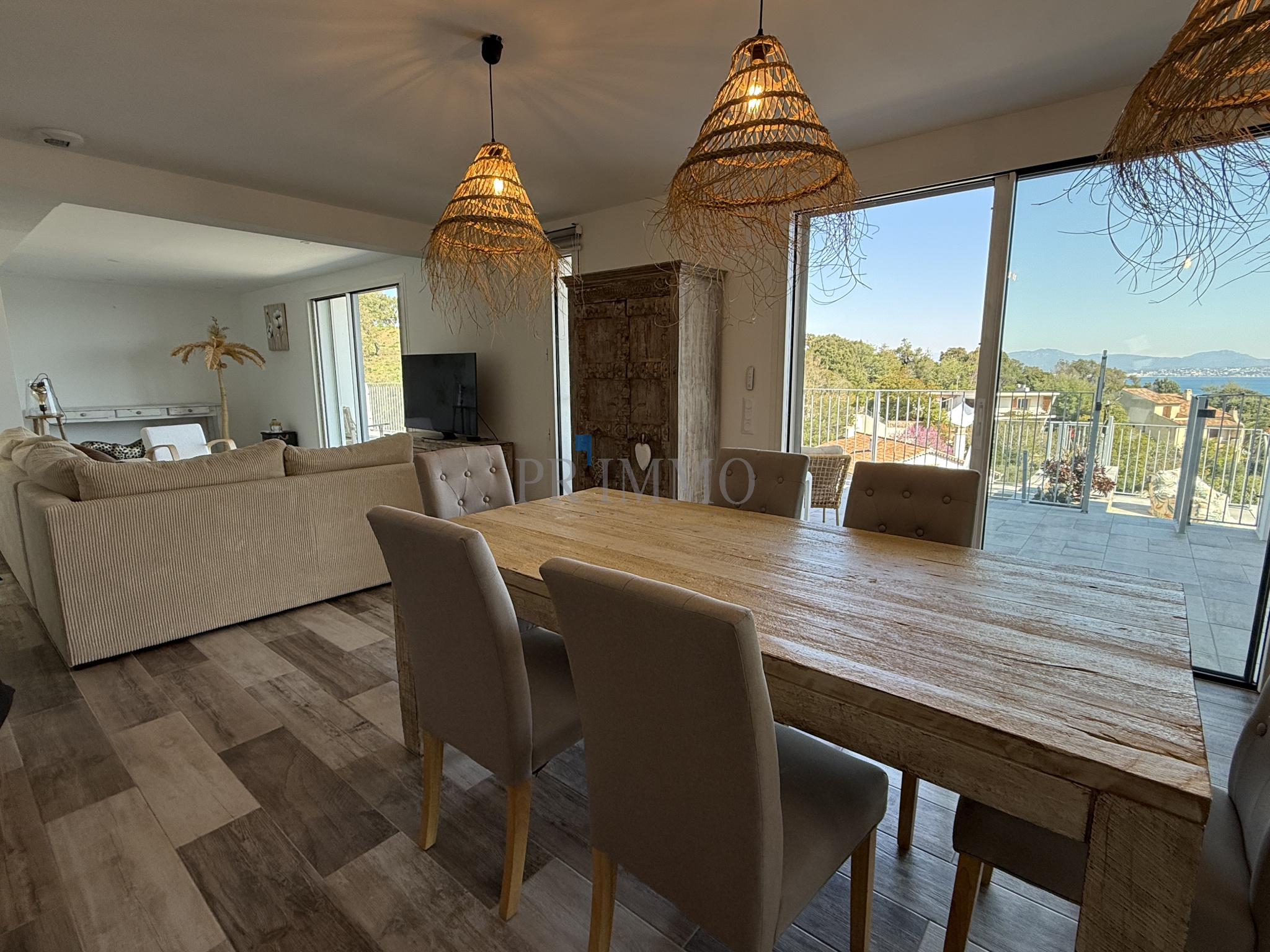 photo_8a1d6985fa7b23d5897153d76be19eee