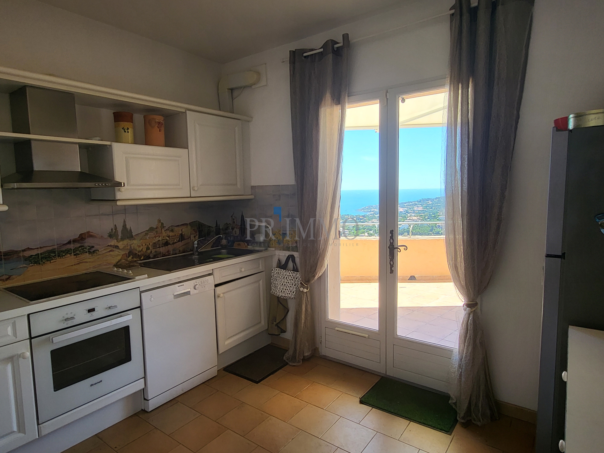 photo_5c643dcc1cc00b66e283f29bb6a42ea2