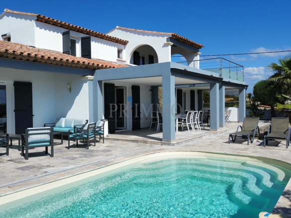LES ISSAMBRES   FRONT DE MER | VILLA RÉNOVÉE 4 CHAMBRES | PI