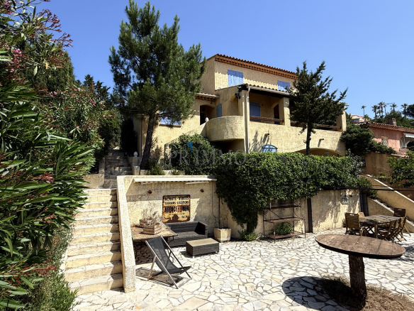 LES ISSAMBRES GAILLARDE BEACH | PROVENÇAL HOUSE 4