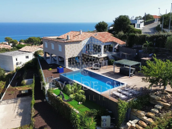 Splendide Villa Moderne avec Vue Mer   Les Issambres
