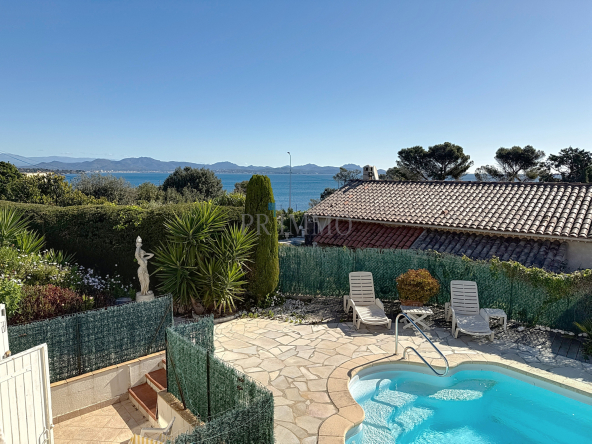 MAISON VUE MER AVEC STUDIO INDÉPENDANT, PISCINE, DOUBLE GARA