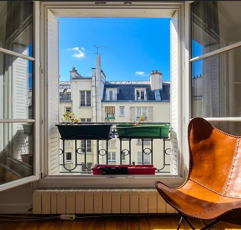 EXCLUSIVE - MAGICAL SEA VIEW FOR THIS BEAUTIFUL 2-BEDROOM APARTMENT IN ONE OF CANNES' MOST BEAUTIFUL RESIDENCES, BASSE CALIFORNIA