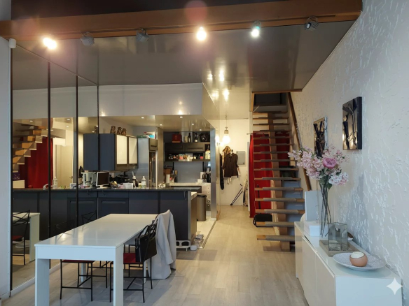 Luxury real estate photo | Charming Properties