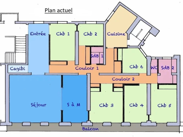 Plan d'un appartement de 8 pièces à Paris 17ème, incluant 6 chambres et un balcon.