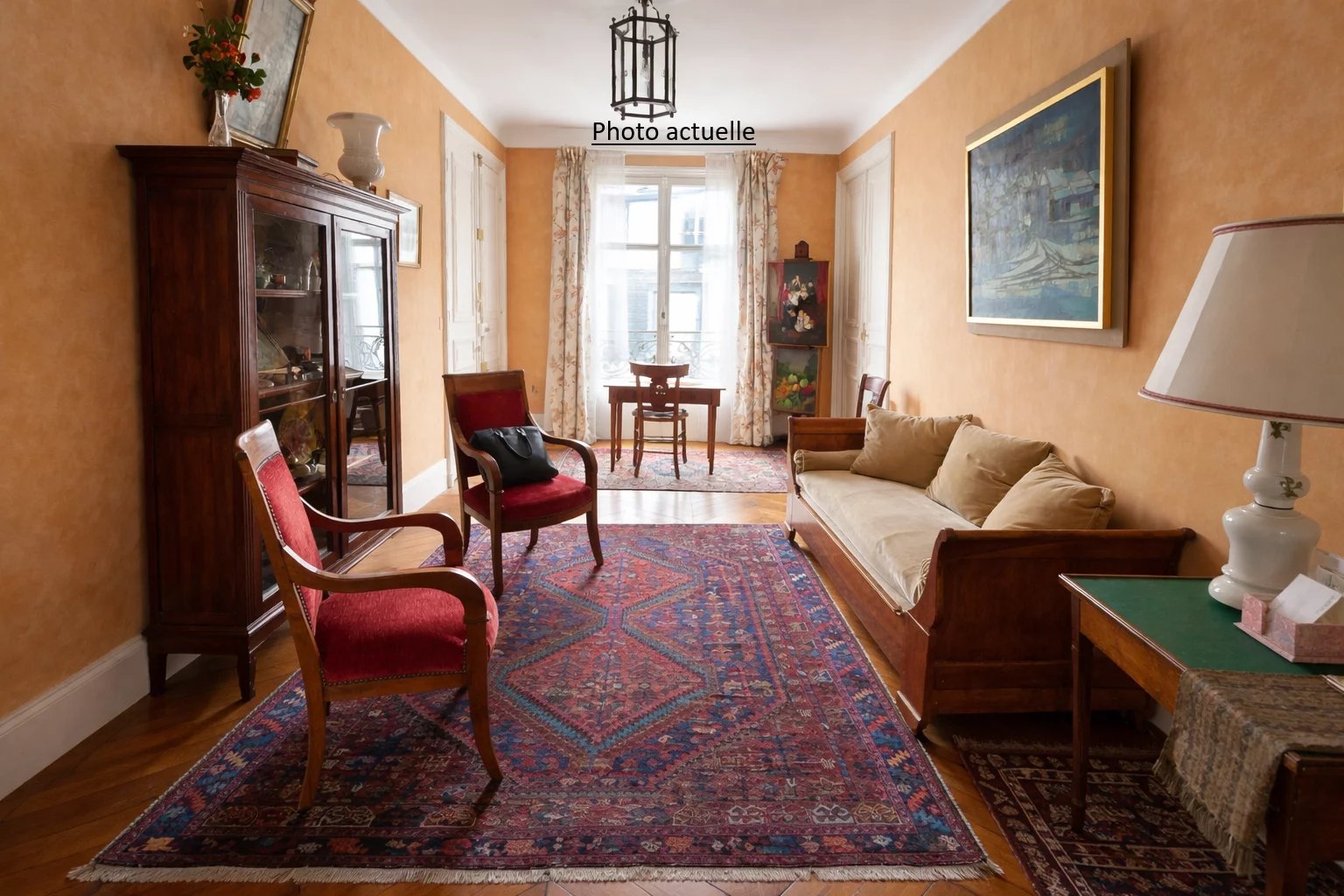 Appartement familial à Paris 17ème Intérieur d'un appartement familial à Paris 17ème, avec salon, tapis et mobilier en bois.