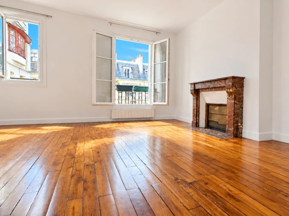 Luxury real estate photo | Charming Properties