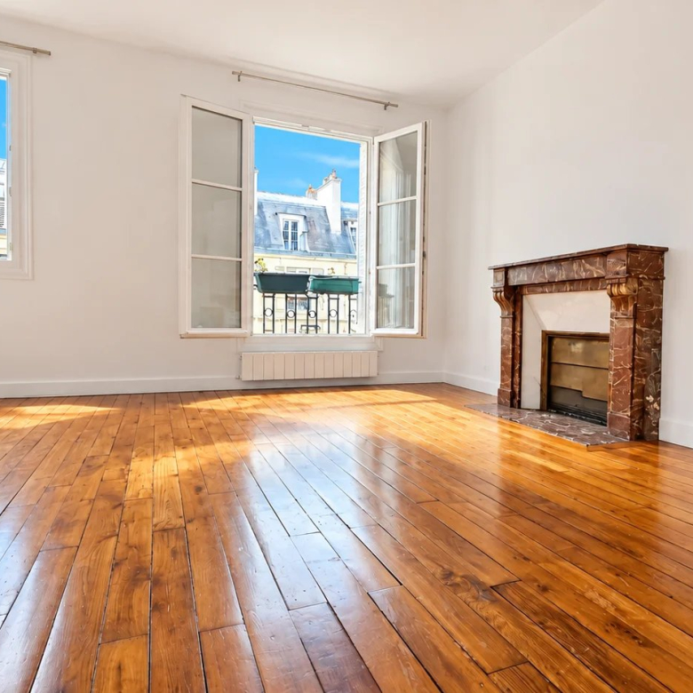 Luxury real estate photo | Charming Properties