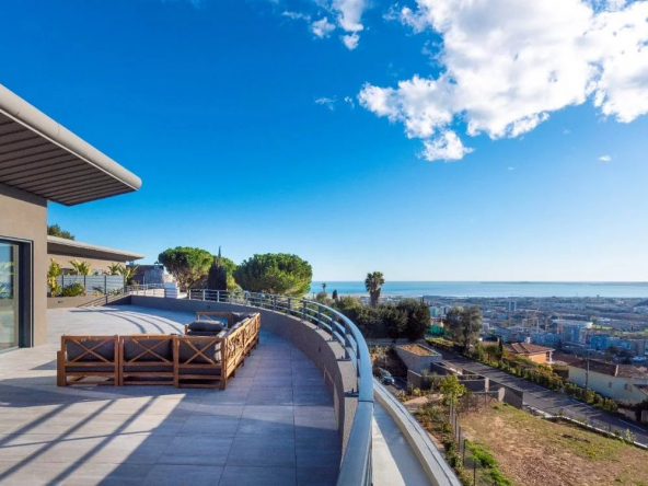 EXCEPTIONAL – ROOF VILLA – TERRACE 303 M²