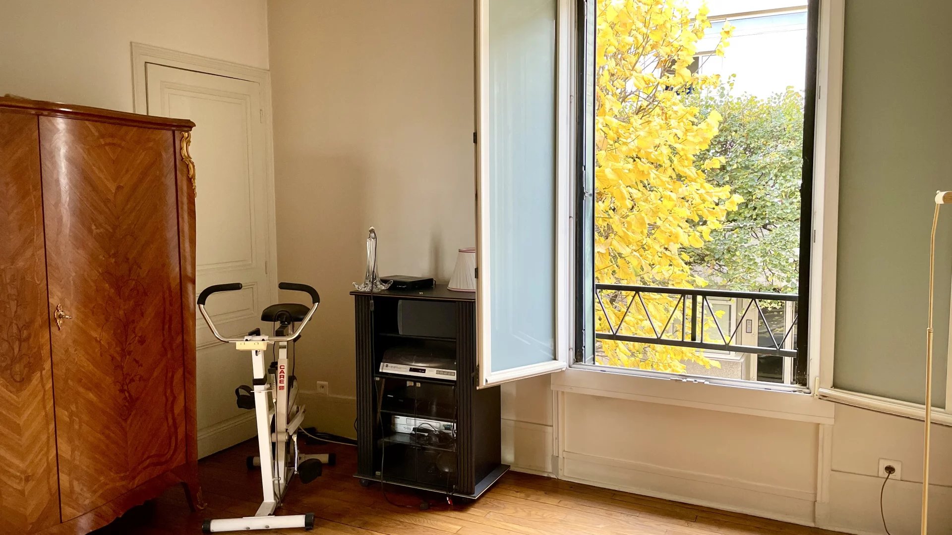 8511390546072323ea61eb750a302f63_f6368f2f30_1920-original