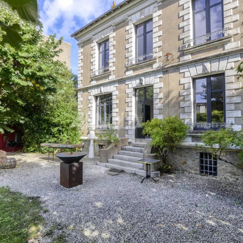 Villa contemporaine de 186 m² avec vue panoramique – Domaine sécurisé – Bagnols-en-Forêt