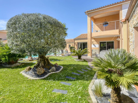 Maison Pont-Saint-Martin