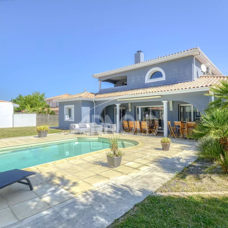 Pornichet Seaside Villa