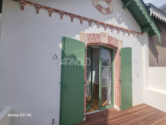 EXCEPTIONAL VIEW AND LOCATION IN PORNIC