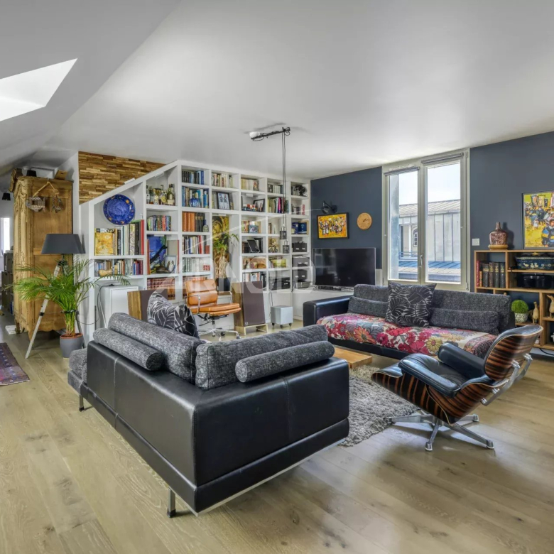 Élégante contemporaine dans le quartier prisé des Bulins