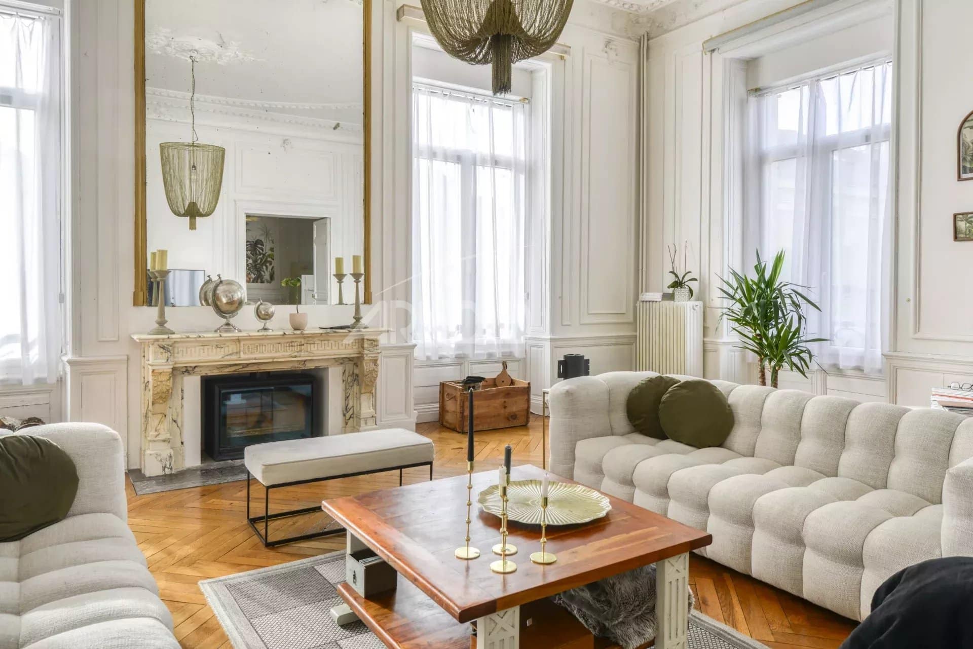 Interior of a private mansion in Ancenis with an elegant and modern living room.