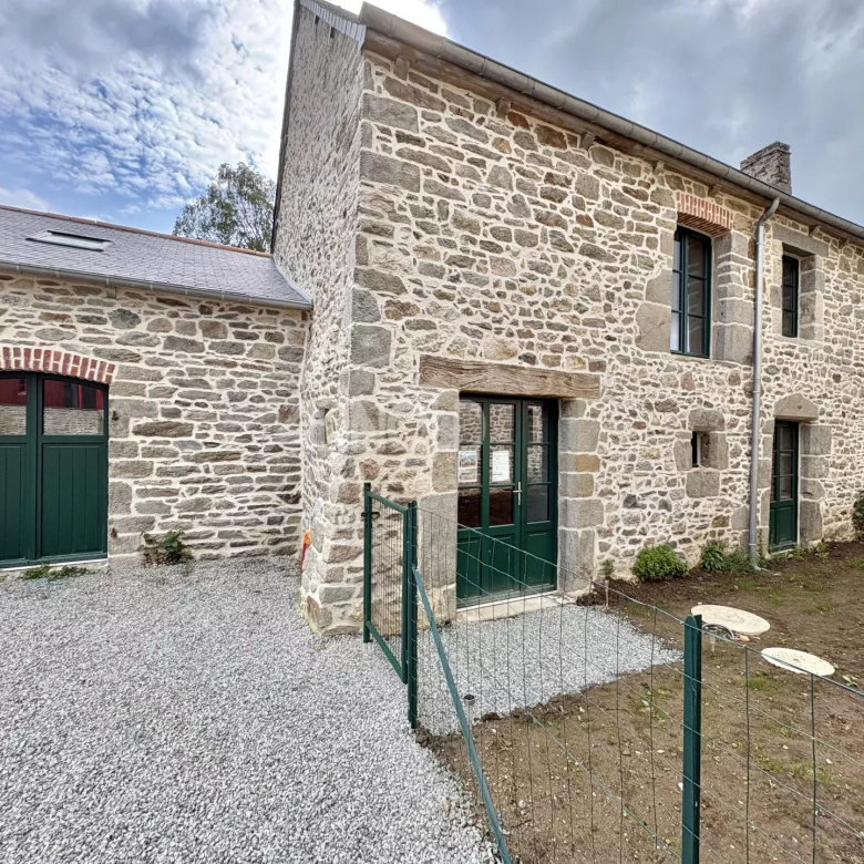 Luxury real estate photo | Charming Properties