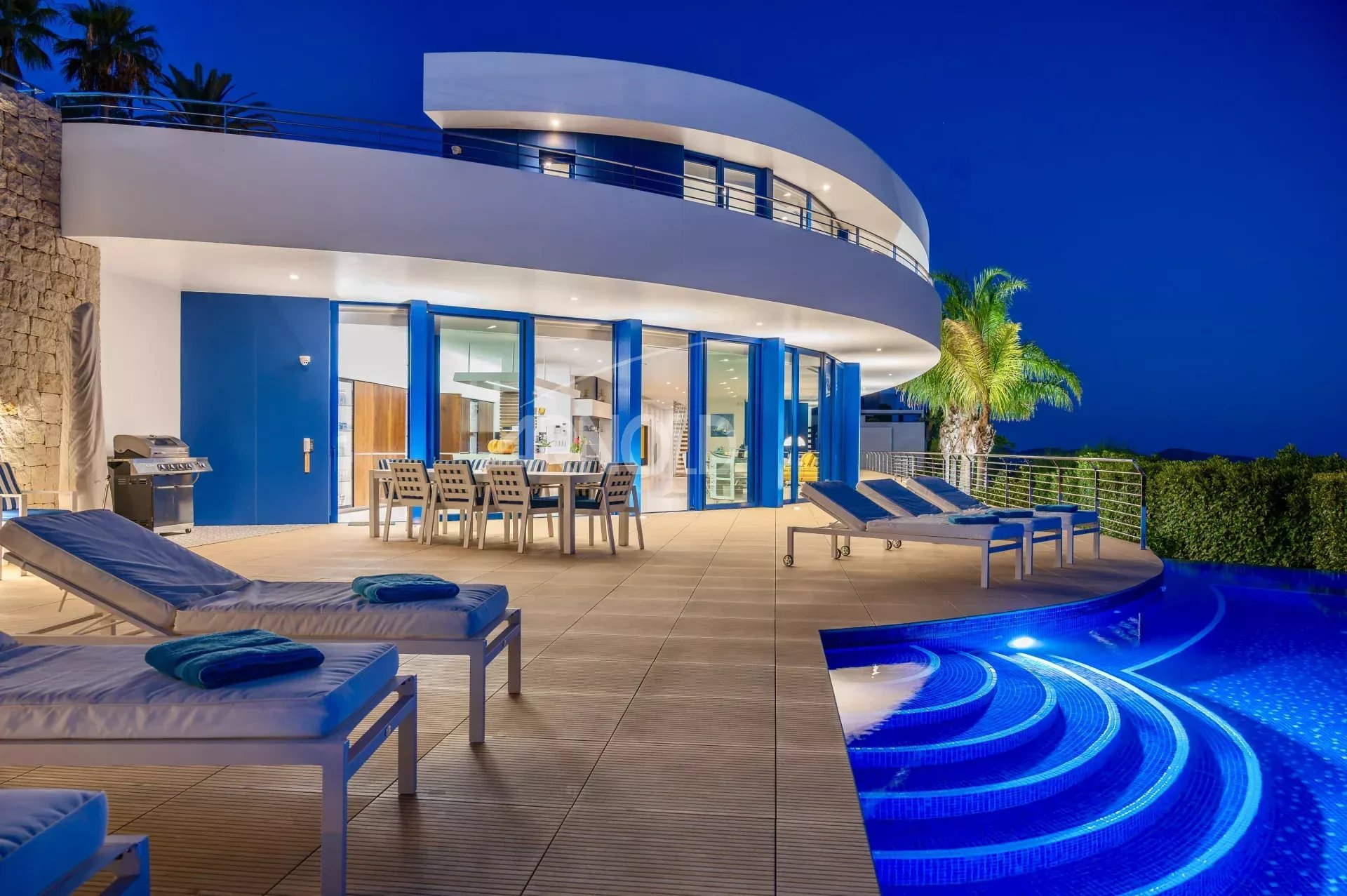 Modern villa with pool and sea view in Calpe, Alicante.