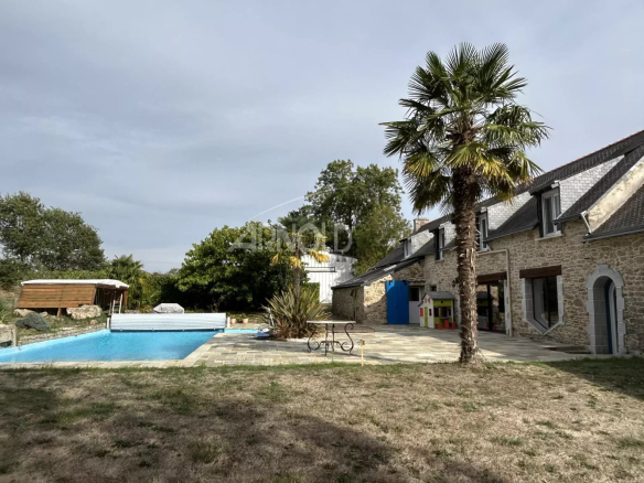 Contemporary farmhouse with swimming pool in a peaceful hamlet in Surzur.