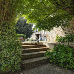 Murs et fonds d’un hôtel restaurant entre Rennes et Saint-Malo