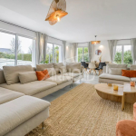 La Chapelle sur Erdre - Luxury family home with swimming pool and independent office