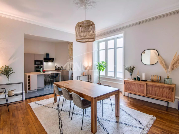 Nantes centre – Très bel ancien rénové 178m2
