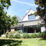Maison  familiale  de  cinq  chambres  avec   vue  mer