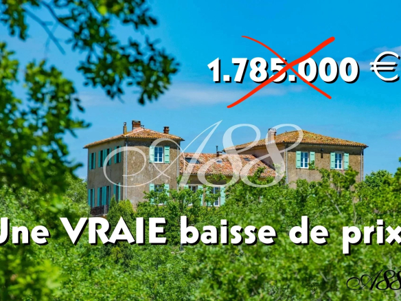 Propriété XIIIe siècle – 820m² –  Provence