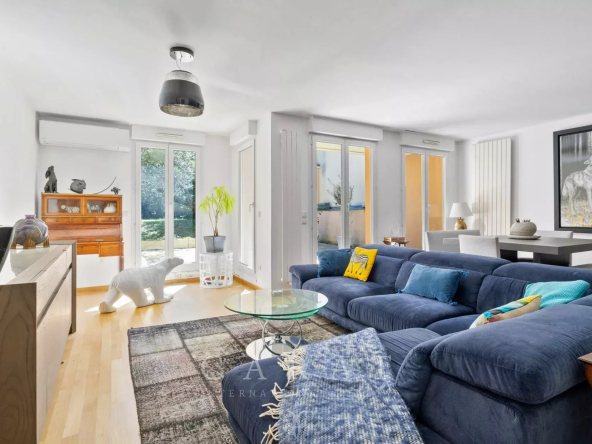 APPARTEMENT FAMILIAL EN CENTRE VILLE