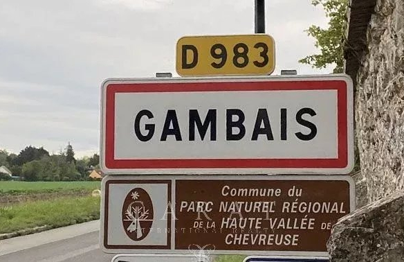 Single-story wooden house