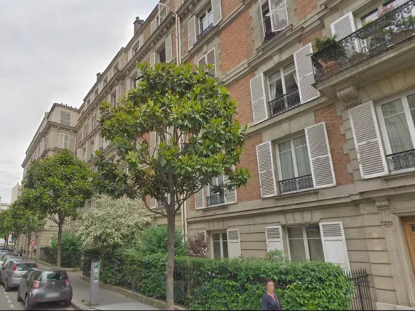 Neuilly – Pont de Neuilly – investissement