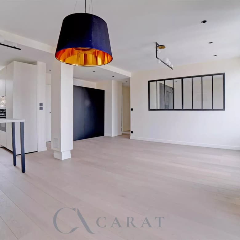Luxury real estate photo | Charming Properties