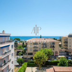 CENTRE VILLE – APPARTEMENT  A RENOVER – 3 CHAMBRES – VUE MER