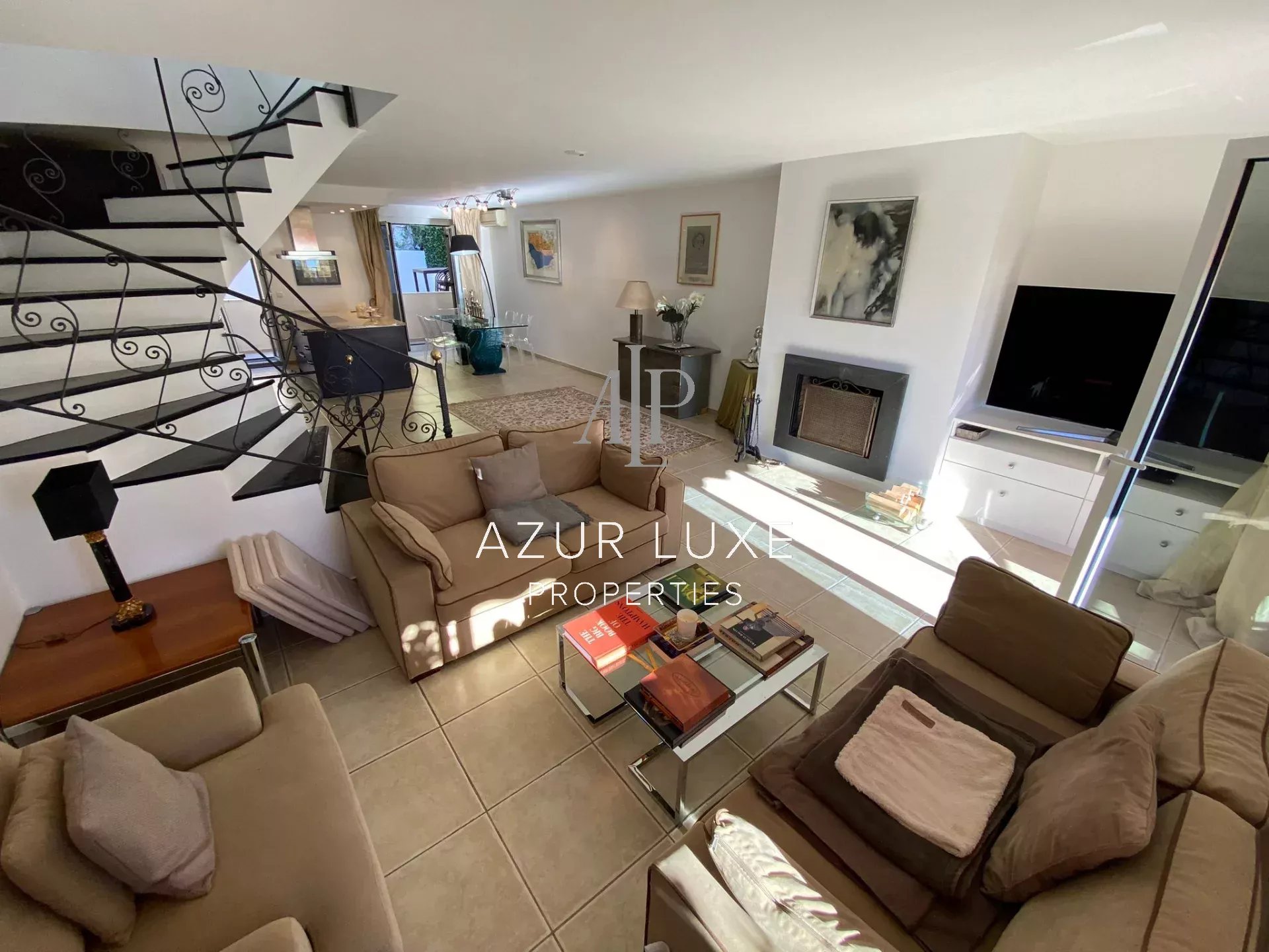 46e86ad670f1cc4b4ea1e0d34499b5a4_cd39f94f5b_1920-original