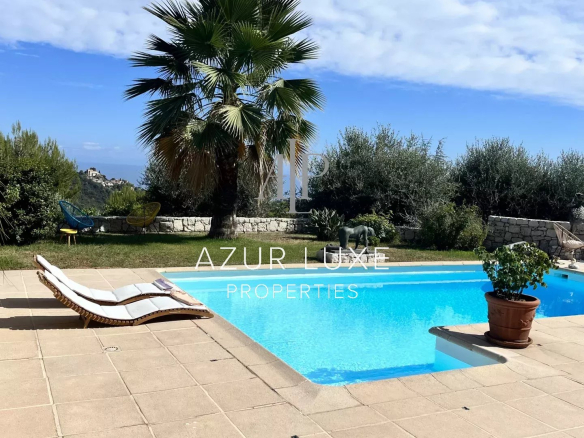 Family home with swimming pool