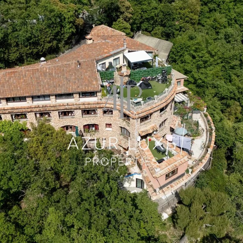 Villa moderne avec vue mer – Calme absolu à 10 minutes de Monaco