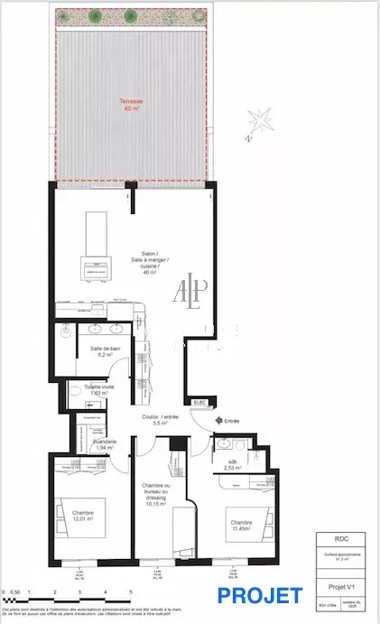 Apartment floor plan for renovation in Beaulieu-sur-Mer Floor plan of a 92m² 4-room apartment in Beaulieu-sur-Mer, with terrace and garage.
