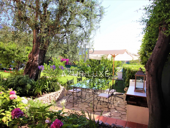 Exclusive – Villa in the center of Beaulieu sur Mer – Garden – Sea View