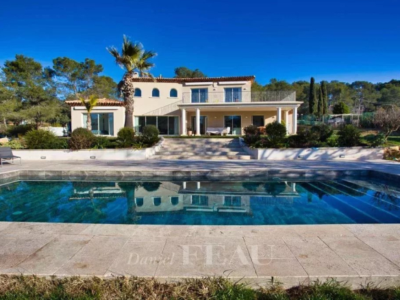Puget-sur-Argens-Modern villa
