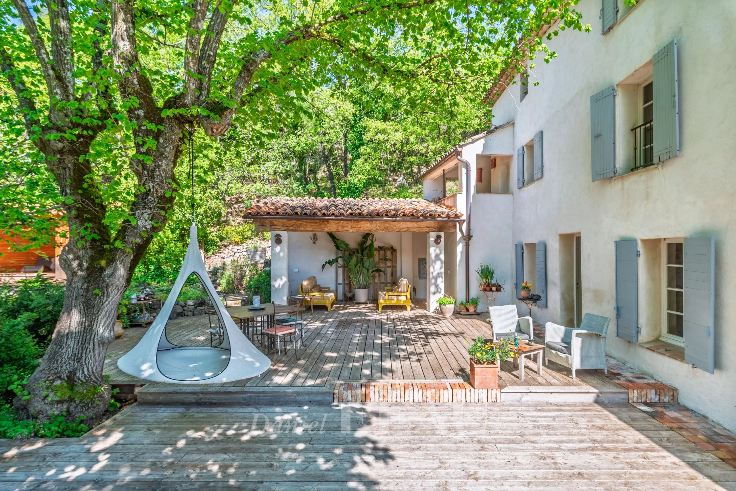 68087a604a1eed4fdfa788a3451ab236_499a4d01fa_4096-original