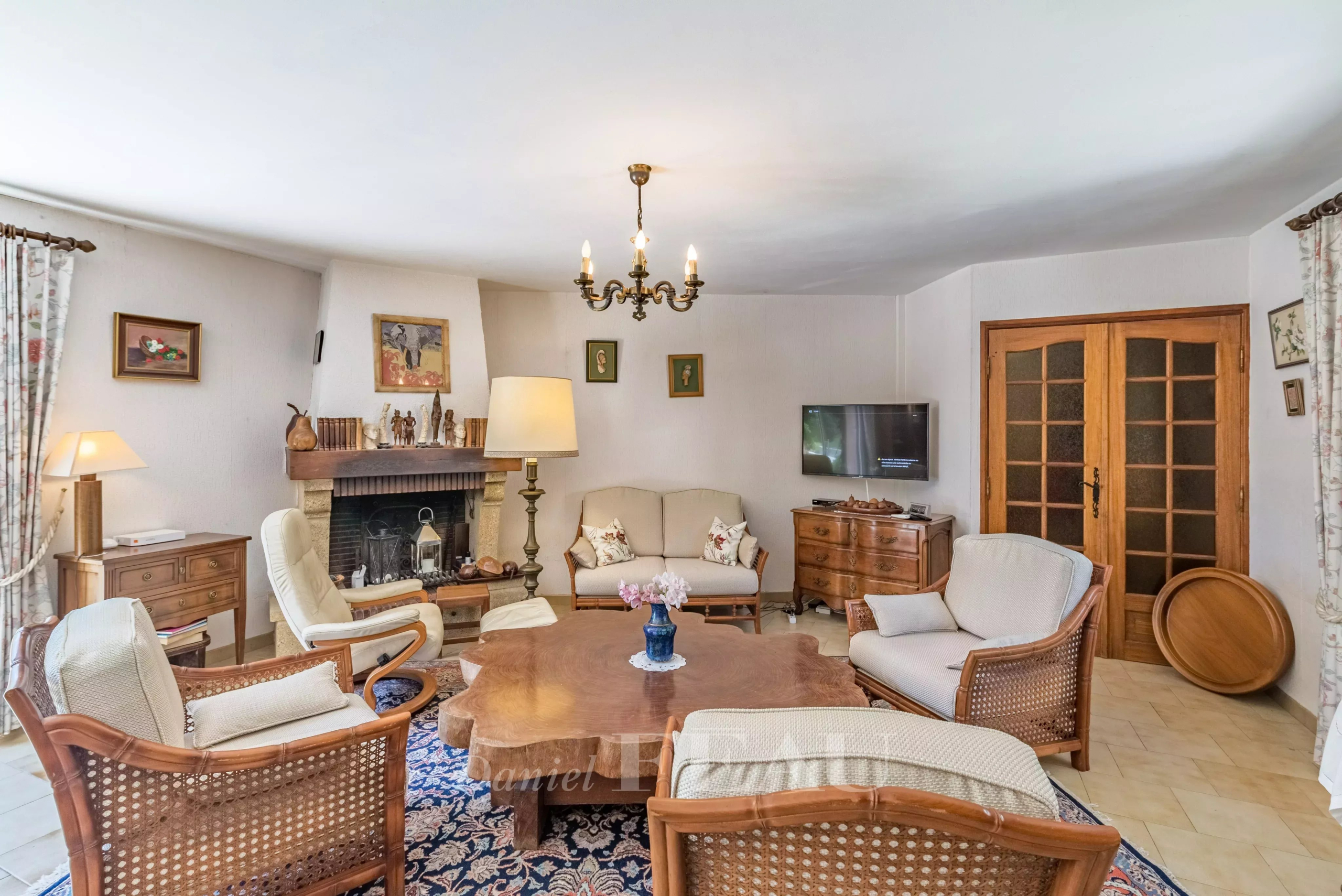 3511fabdcc77c5f185d86d04aa23fdbb_e7668a8815_4096-original